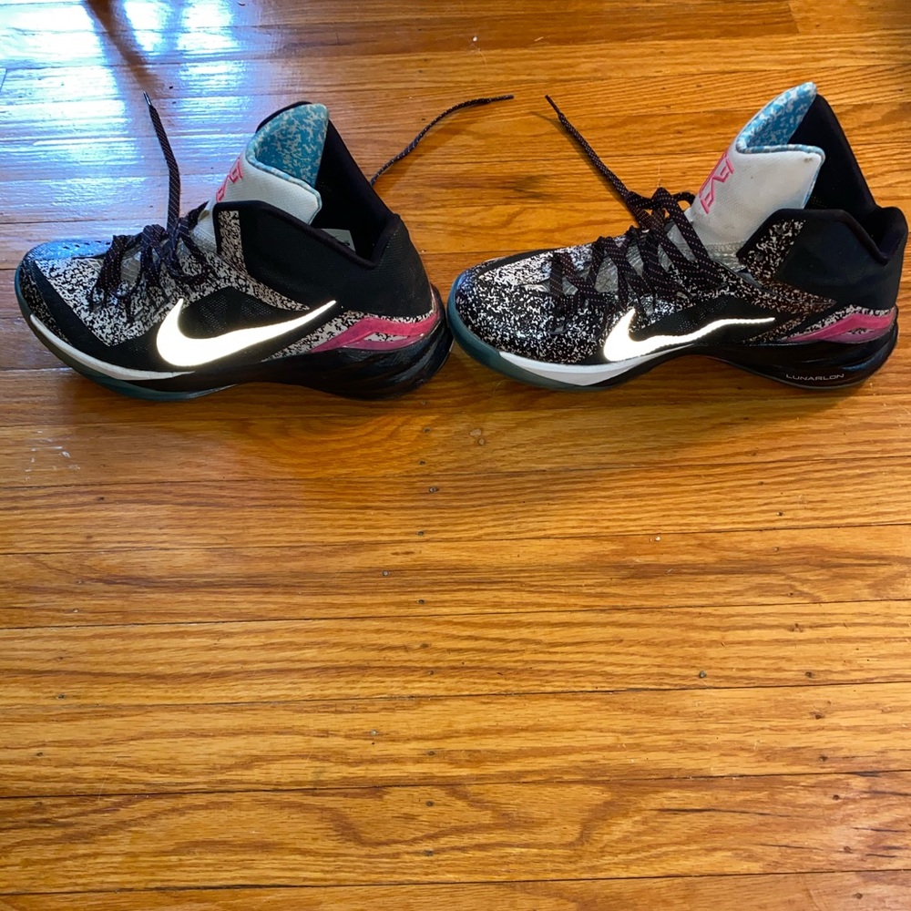 Nike Hyperdunk 2014 Kyrie Irving “Notebook” PE